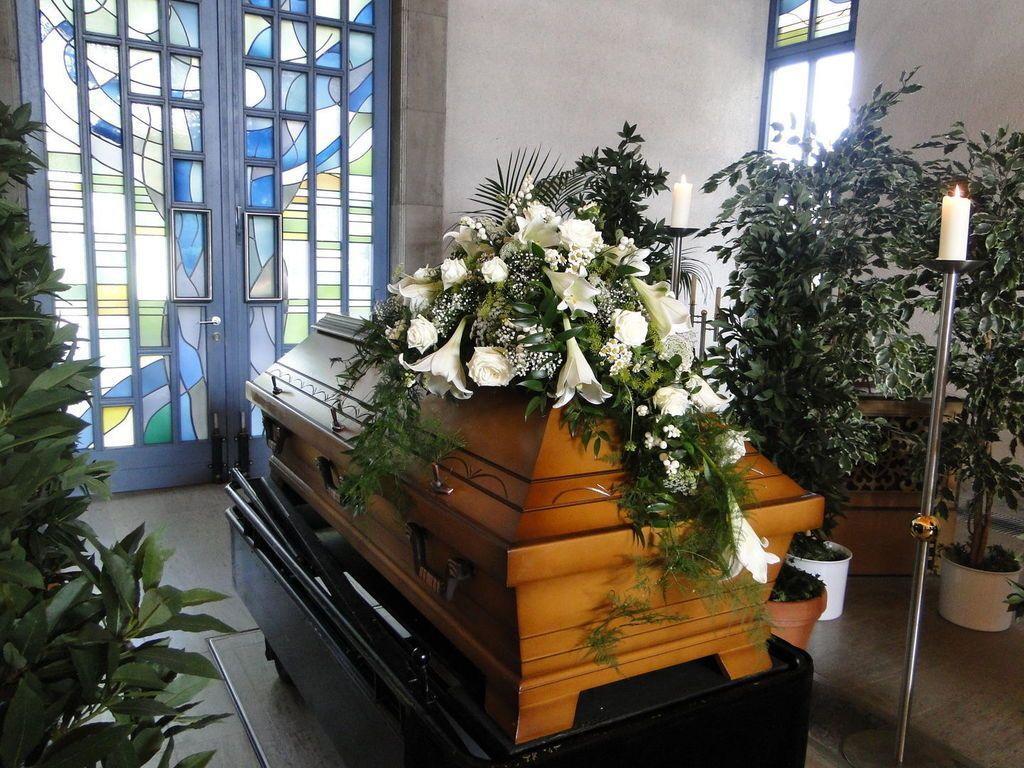Funeral Vehicle Decoration
